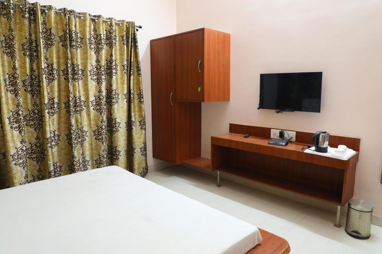 Hotel Panigrahan بيكانير المظهر الخارجي الصورة